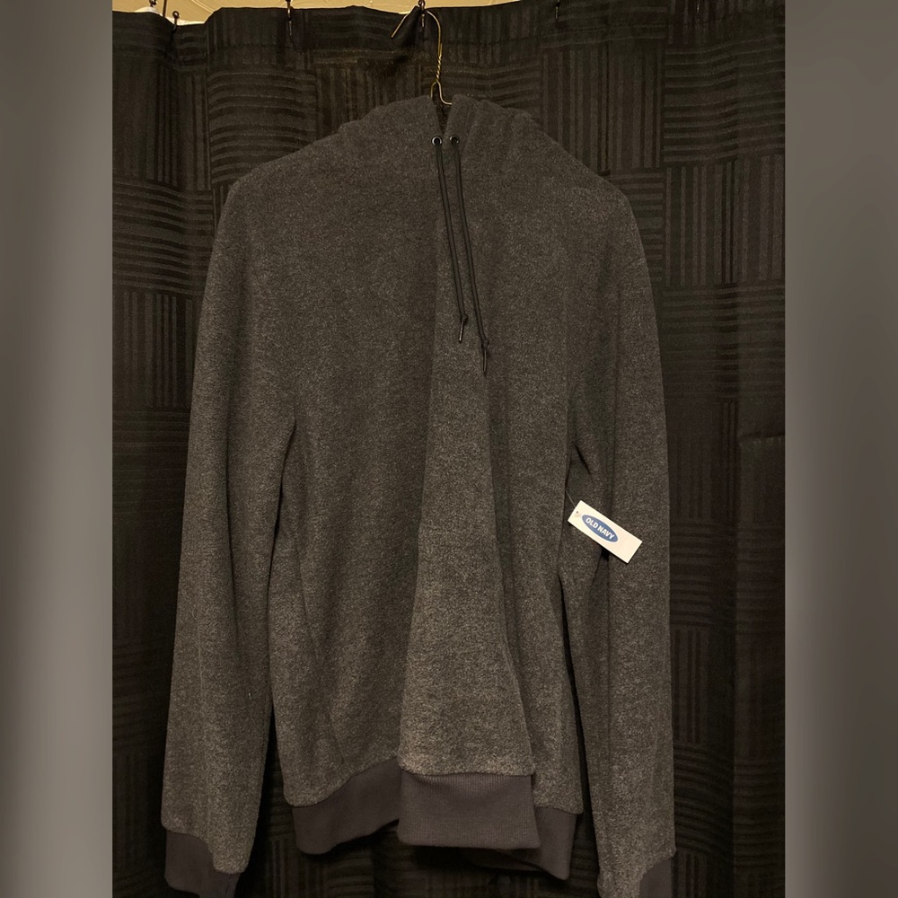 Old navy men’s fleece pullover hoodie